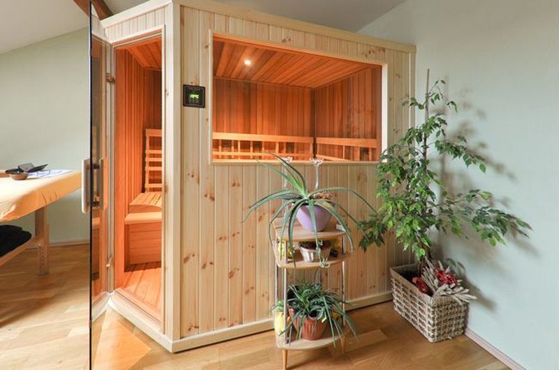 Infrasauna R Lux s prosklením čelní stěny